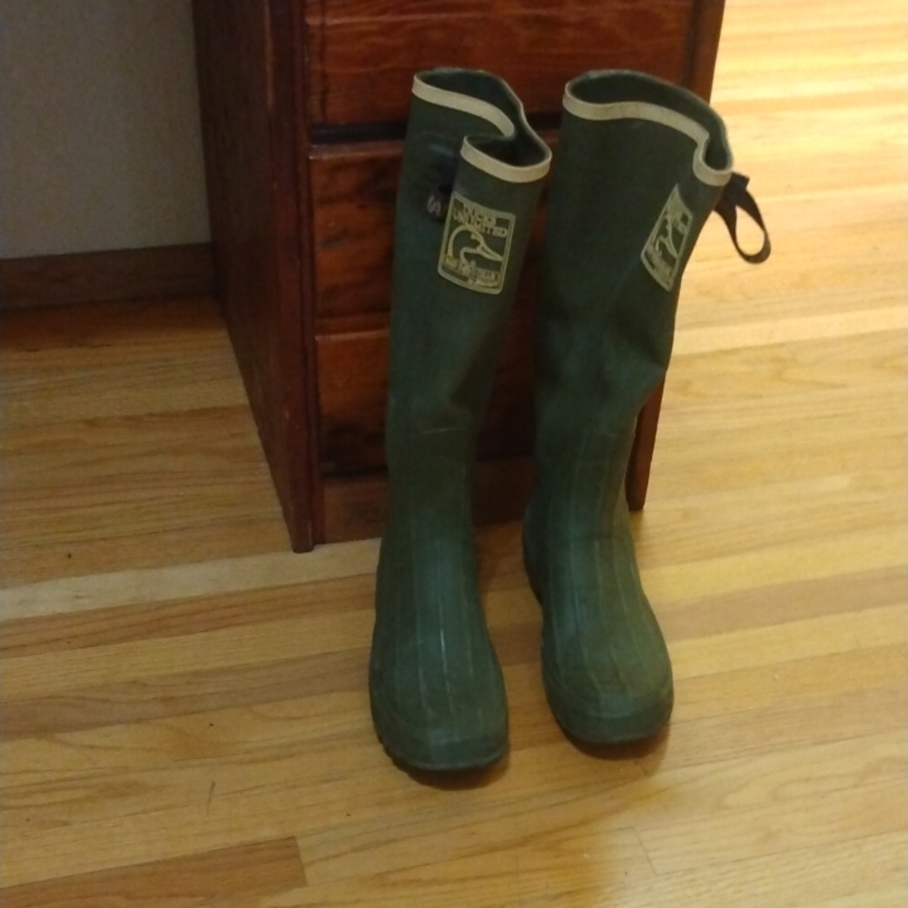 Green Rubber Boots